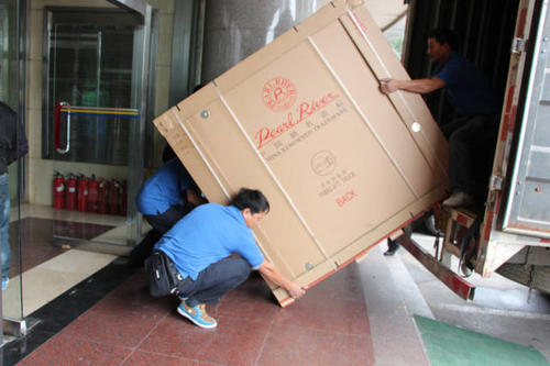 简阳钢琴贵重工艺品无忧运
